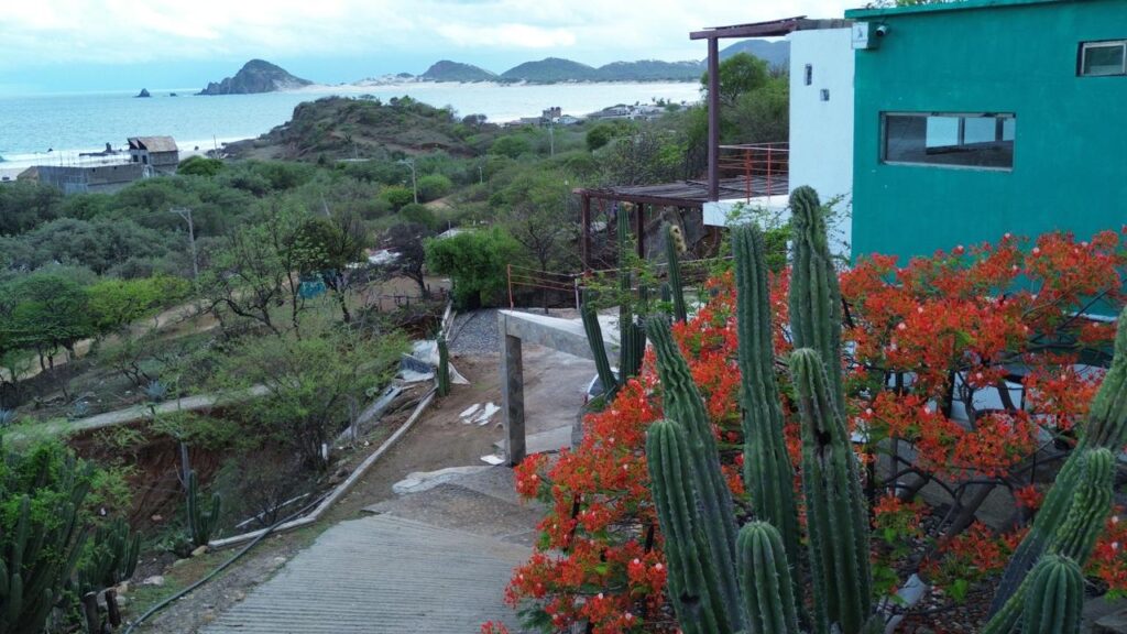 Salina Cruz surf house room at LunaCoral
